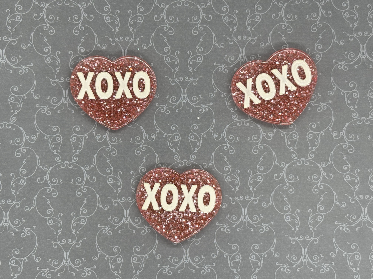 XOXO　クリアラメピンク