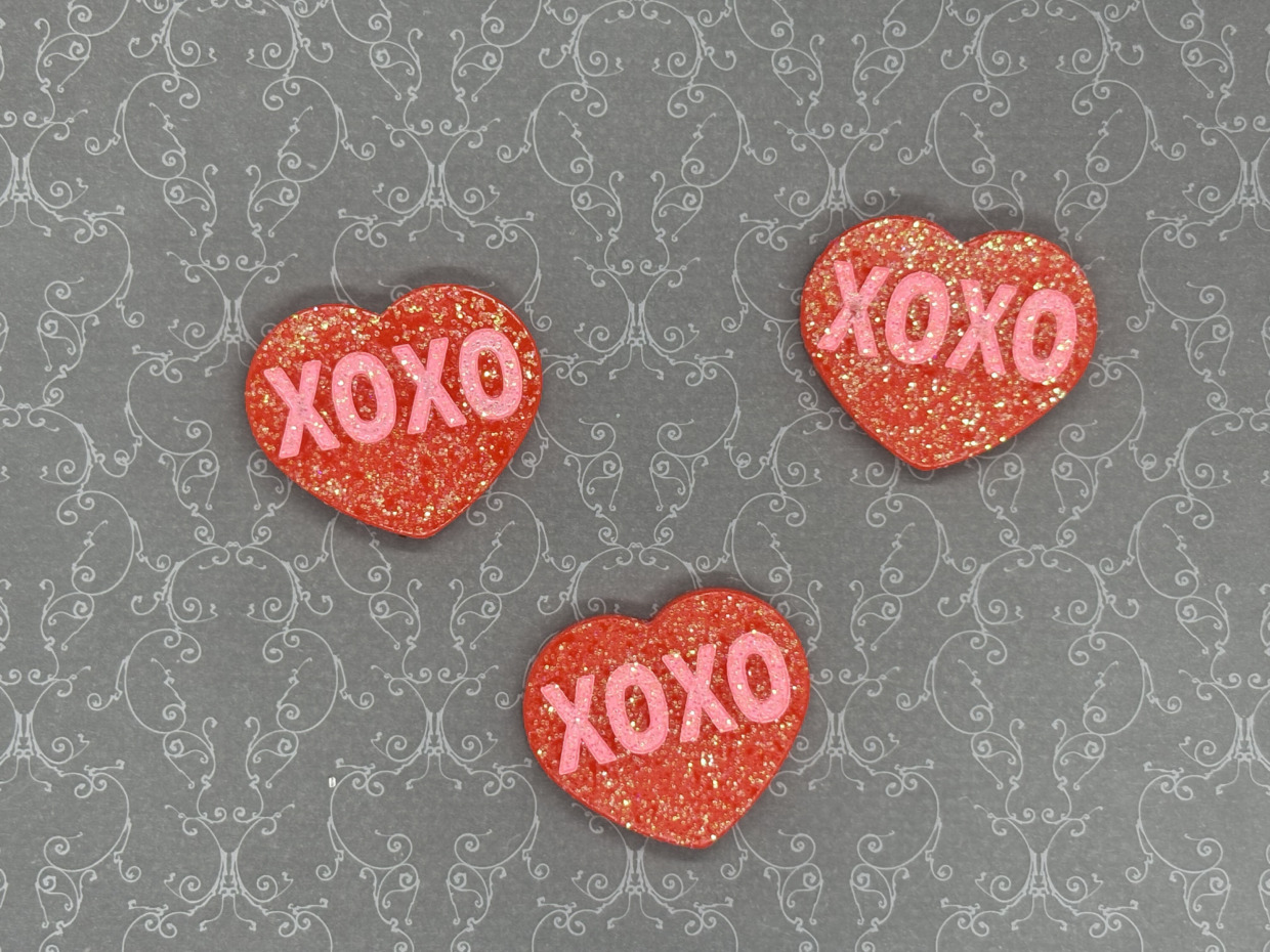 XOXO　ラメレッド
